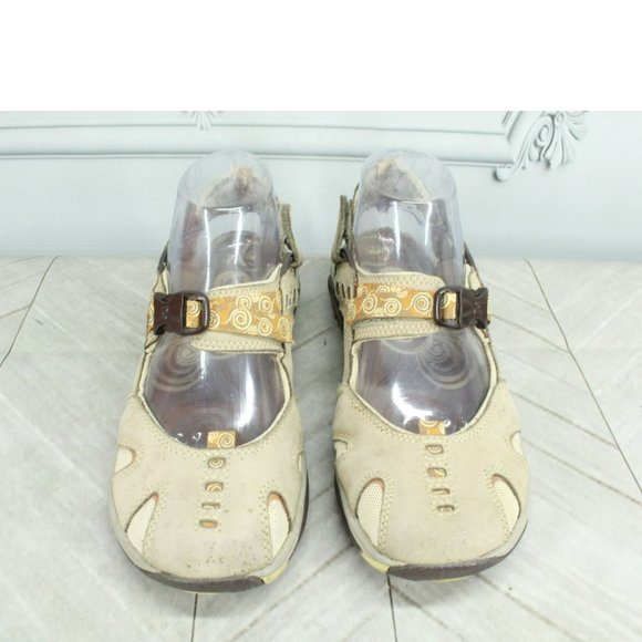Merrell Tan Suede Vibram Sole Closed Toe Adjustable Maryjane Sandals Size 7.5 - Picture 5 of 9